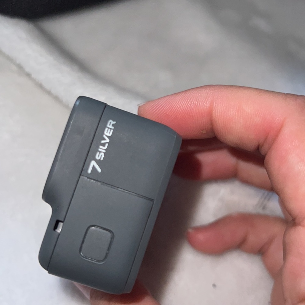 GoPro 7 silver - Picture 2 of 4
